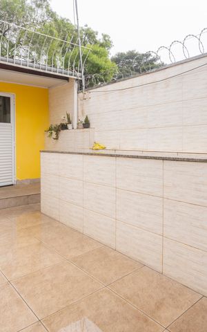 Casa à venda com 200m², 4 quartos e 2 vagasVaranda