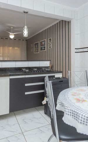 Casa à venda com 200m², 4 quartos e 2 vagasCozinha