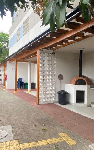 Apartamento para alugar com 48m², 2 quartos e 1 vaga Apartamento para alugar com 48m², 2 quartos e 1 vagaÁrea comum - Churrasqueira