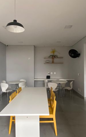 Apartamento para alugar com 48m², 2 quartos e 1 vaga Apartamento para alugar com 48m², 2 quartos e 1 vagaÁrea comum - Salão de festas
