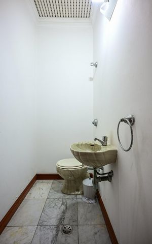 Casa à venda com 850m², 4 quartos e 9 vagasLavabo 1