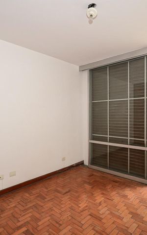 Casa à venda com 850m², 4 quartos e 9 vagasQuarto 2