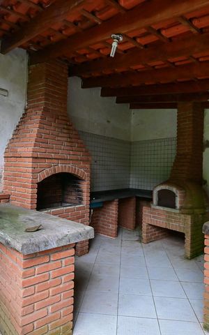 Casa à venda com 850m², 4 quartos e 9 vagasChurrasqueira