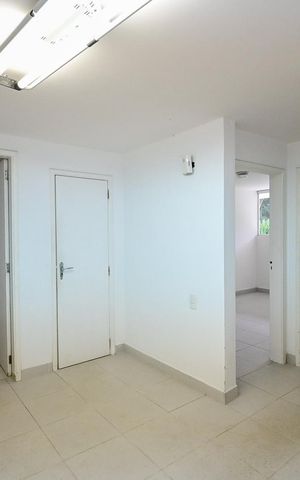 Casa à venda com 850m², 4 quartos e 9 vagasÁrea de Serviço 