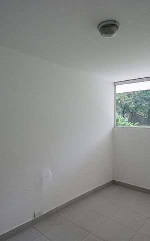 Casa à venda com 850m², 4 quartos e 9 vagasQuarto de Serviço