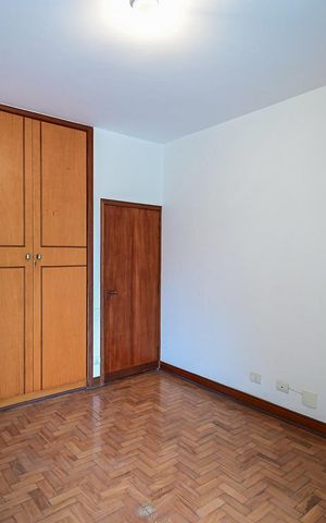 Casa à venda com 850m², 4 quartos e 9 vagasQuarto 1