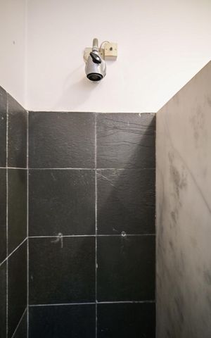 Casa à venda com 850m², 4 quartos e 9 vagasBanheiro