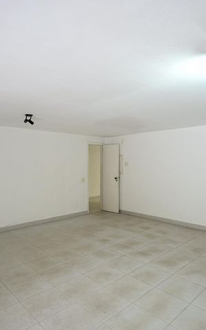 Casa à venda com 850m², 4 quartos e 9 vagasGaragem