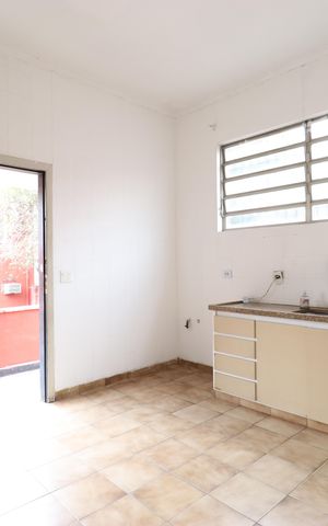 Casa para alugar com 600m², 6 quartos e 12 vagasCozinha