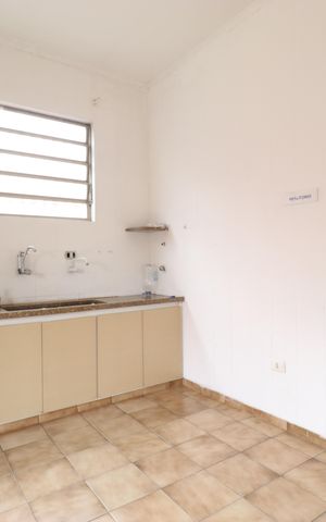 Casa para alugar com 600m², 6 quartos e 12 vagasCozinha