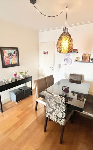 Apartamento para alugar com 71m², 2 quartos e 2 vagasSala