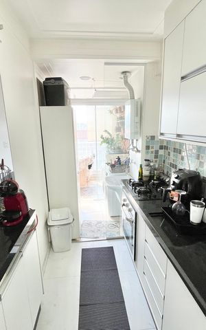 Apartamento para alugar com 71m², 2 quartos e 2 vagasCozinha