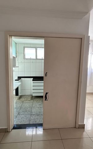 Apartamento à venda com 180m², 4 quartos e 2 vagas