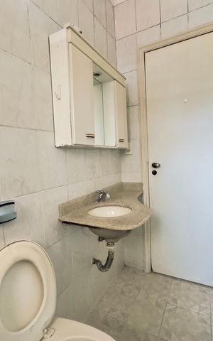 Casa à venda com 250m², 3 quartos e 6 vagas Casa à venda com 250m², 3 quartos e 6 vagasBanheiro 3