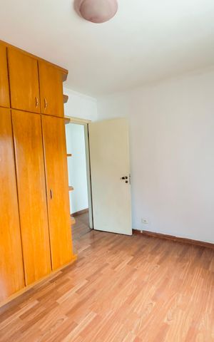 Casa à venda com 250m², 3 quartos e 6 vagas Casa à venda com 250m², 3 quartos e 6 vagasQuarto 2