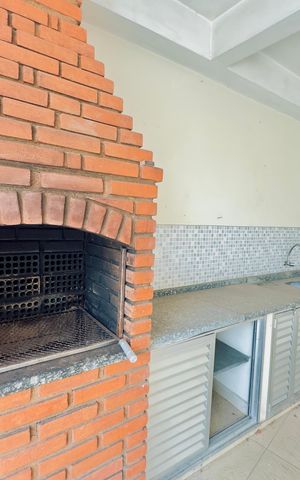 Casa à venda com 250m², 3 quartos e 6 vagas Casa à venda com 250m², 3 quartos e 6 vagasChurrasqueira