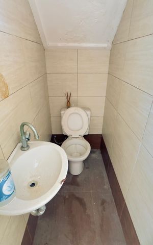 Casa à venda com 250m², 3 quartos e 6 vagas Casa à venda com 250m², 3 quartos e 6 vagasBanheiro 4