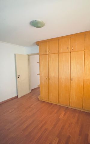 Casa à venda com 250m², 3 quartos e 6 vagas Casa à venda com 250m², 3 quartos e 6 vagasQuarto 3