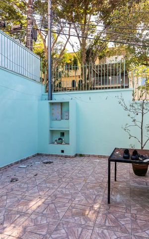 Casa para alugar com 290m², 3 quartos e 4 vagasQuintal