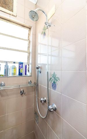 Casa para alugar com 290m², 3 quartos e 4 vagasBanheiro da Suíte