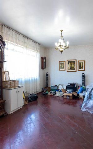 Casa para alugar com 290m², 3 quartos e 4 vagasSala