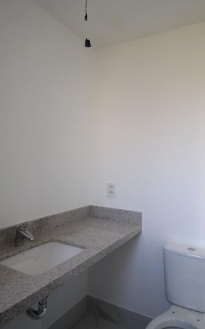 Apartamento à venda com 142m², 3 quartos e 3 vagasBanheiro da Suíte 2