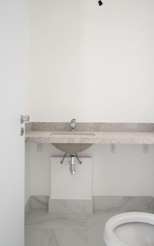 Apartamento à venda com 142m², 3 quartos e 3 vagasBanheiro da Suíte 3