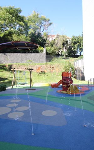 Apartamento à venda com 142m², 3 quartos e 3 vagasÁrea comum - Playground
