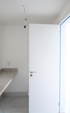 Apartamento à venda com 142m², 3 quartos e 3 vagasBanheiro da Suíte 1