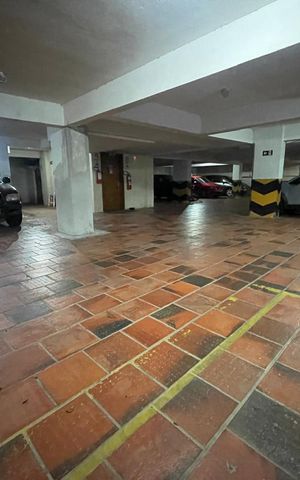 Apartamento à venda com 94m², 2 quartos e 1 vaga Apartamento à venda com 94m², 2 quartos e 1 vagaGaragem