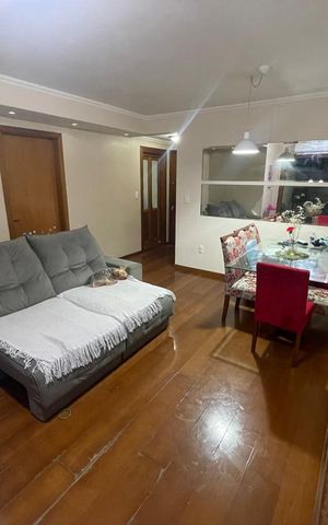 Apartamento à venda com 94m², 2 quartos e 1 vaga Apartamento à venda com 94m², 2 quartos e 1 vagaSala