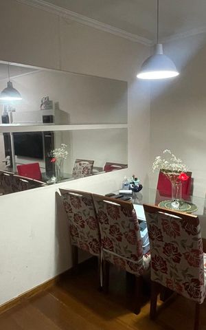 Apartamento à venda com 94m², 2 quartos e 1 vaga Apartamento à venda com 94m², 2 quartos e 1 vagaSala