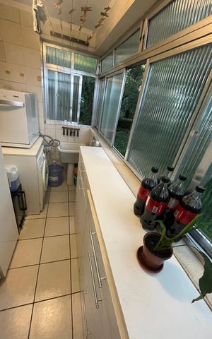Apartamento à venda com 94m², 2 quartos e 1 vaga Apartamento à venda com 94m², 2 quartos e 1 vagaÁrea de serviço