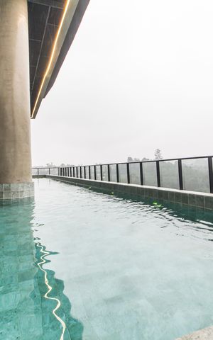Apartamento à venda com 26m², 1 quarto e 1 vaga Apartamento à venda com 26m², 1 quarto e 1 vagaPiscina