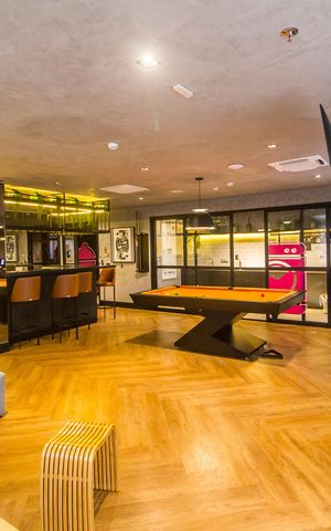 Apartamento à venda com 26m², 1 quarto e 1 vaga Apartamento à venda com 26m², 1 quarto e 1 vagaSala de Jogos