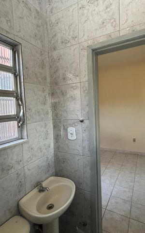 Casa de condomínio à venda com 210m², 3 quartos e 3 vagasBanheiro do Quarto 2 Suíte