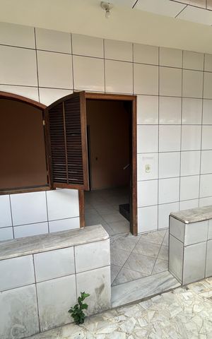Casa de condomínio à venda com 210m², 3 quartos e 3 vagasVaranda