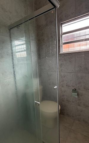 Casa de condomínio à venda com 210m², 3 quartos e 3 vagasBanheiro do Quarto 3 - Suíte