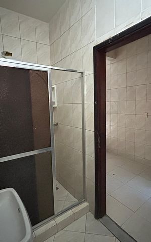 Casa de condomínio à venda com 210m², 3 quartos e 3 vagasBanheiro 3