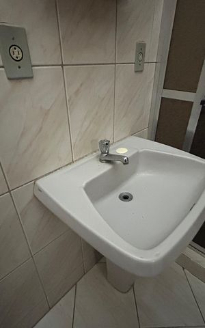 Casa de condomínio à venda com 210m², 3 quartos e 3 vagasBanheiro 3