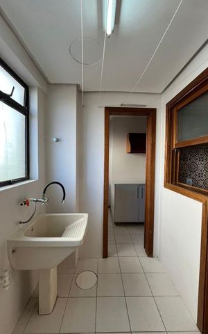 Apartamento para alugar com 140m², 3 quartos e 2 vagas