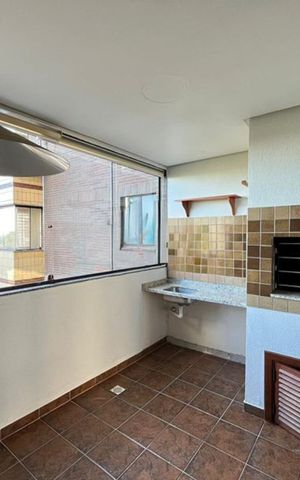 Apartamento para alugar com 140m², 3 quartos e 2 vagas