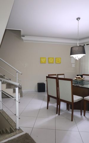 Casa à venda com 151m², 3 quartos e 4 vagasSala