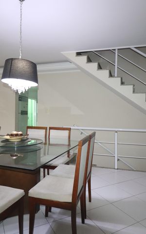 Casa à venda com 151m², 3 quartos e 4 vagasSala