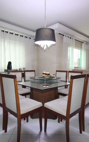 Casa à venda com 151m², 3 quartos e 4 vagasSala