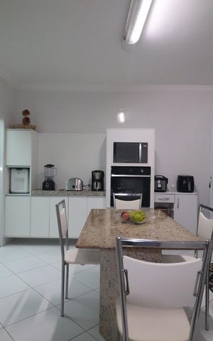 Casa à venda com 151m², 3 quartos e 4 vagasCozinha