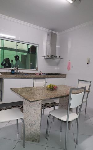 Casa à venda com 151m², 3 quartos e 4 vagasCozinha
