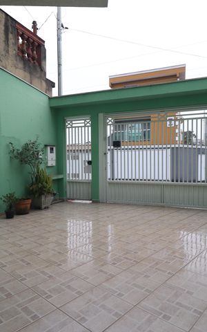 Casa à venda com 151m², 3 quartos e 4 vagasGaragem