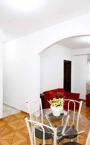 Casa à venda com 70m², 5 quartos e 1 vagasala casa 1