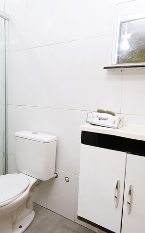 Casa à venda com 70m², 5 quartos e 1 vagaBanheiro da Suíte